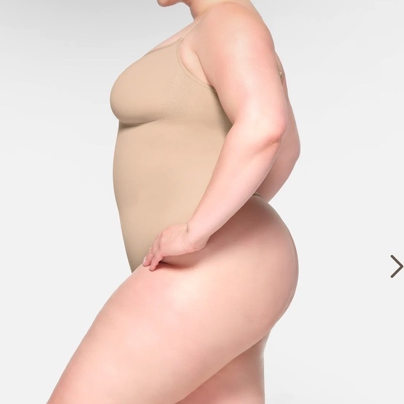 Skims XXS/XS Sculpting Thong Bodysuit Compression Mica NWOT MSRP $70 - Picture 4 of 6